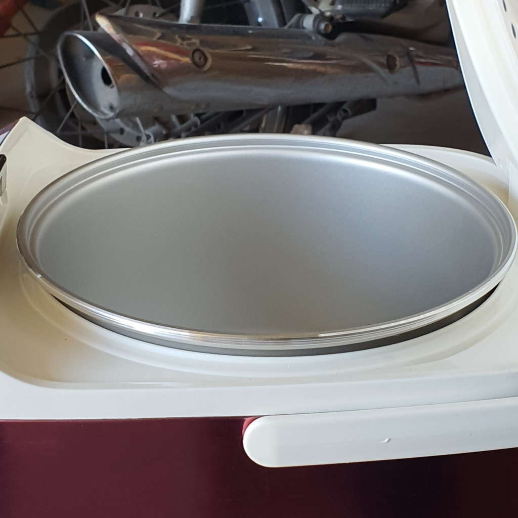 Nồi cơm điện tử 1.8L Bảo Thành Phát BTP-18T1