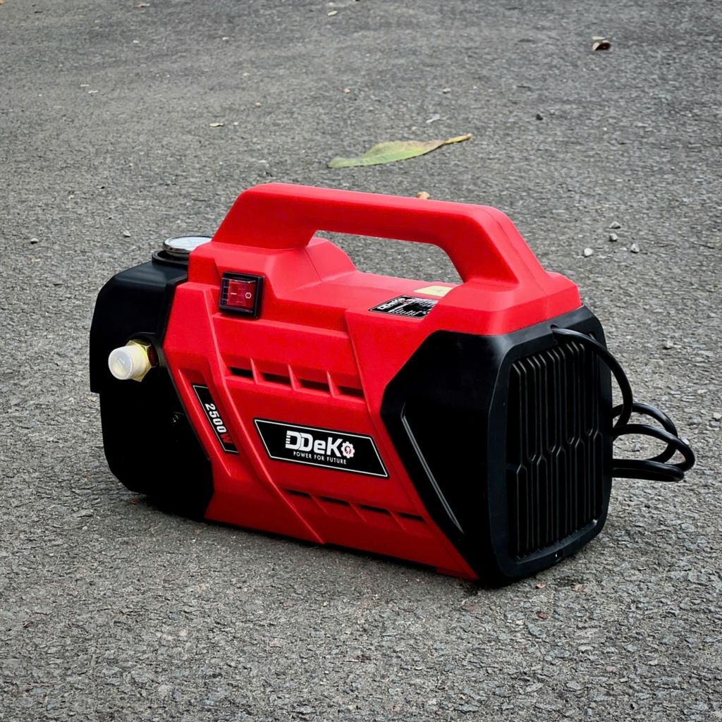 Máy rửa xe Deko DK-P2000 (1tx2)