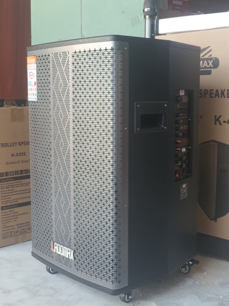 Loa kéo 4 tấc đơn Ladomax K-TP406