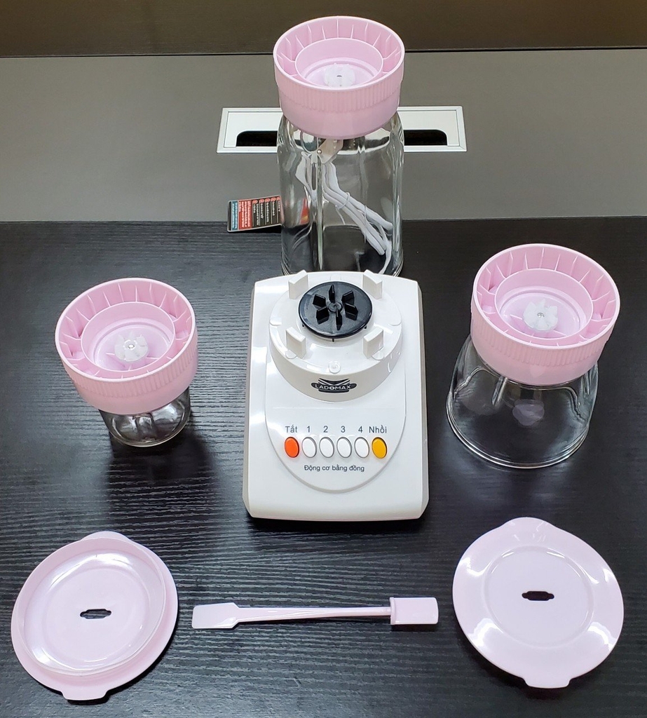 Máy xay sinh tố 3 cối thủy tinh Ladomax Ha-9166-3 (1tx6)