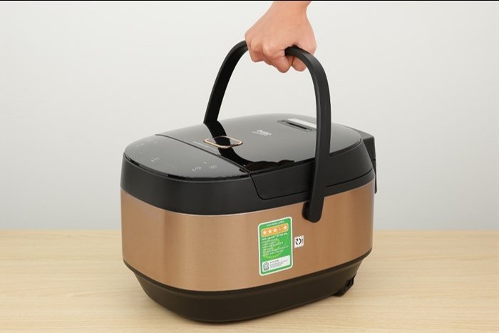 Nồi cơm cao tần cao cấp 1.8L Beko RCI80143B (1tx2)