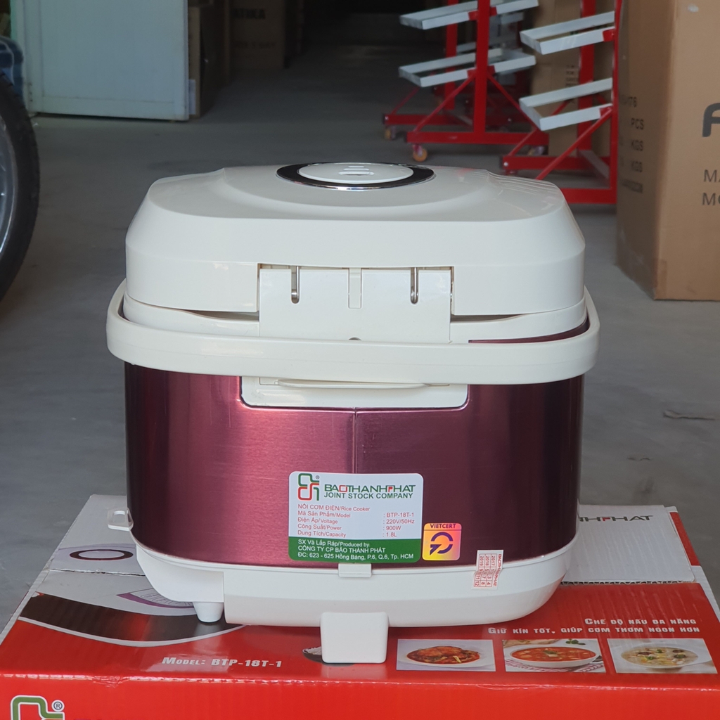 Nồi cơm điện tử 1.8L Bảo Thành Phát BTP-18T1