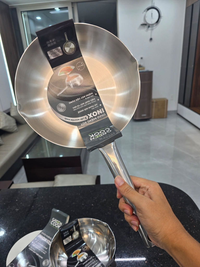 Chảo inox 3 lớp miệng rót 24cm Greencook GCP254-24IH (1tx6)