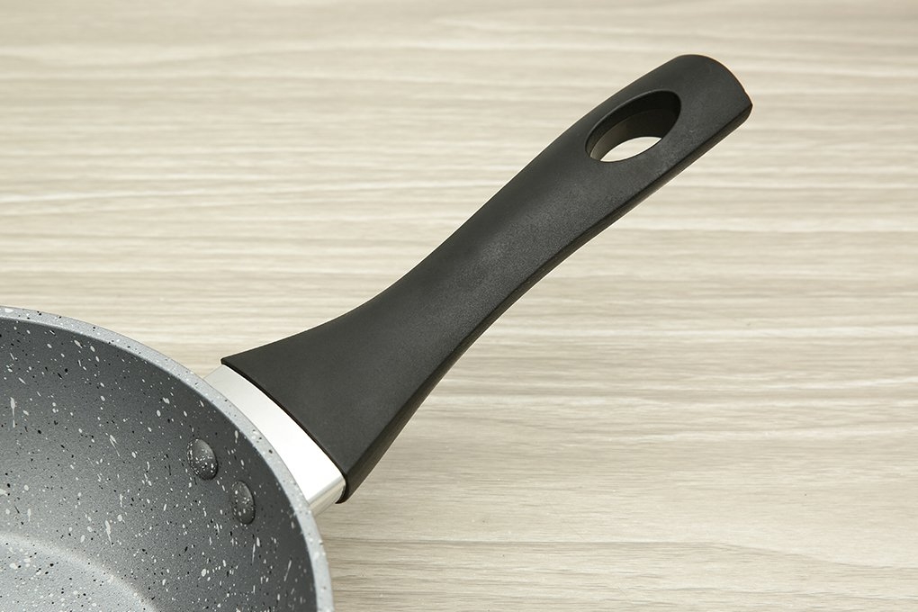 Chảo vân đá chống dính Greencook GCP221-24IH (1tx6)