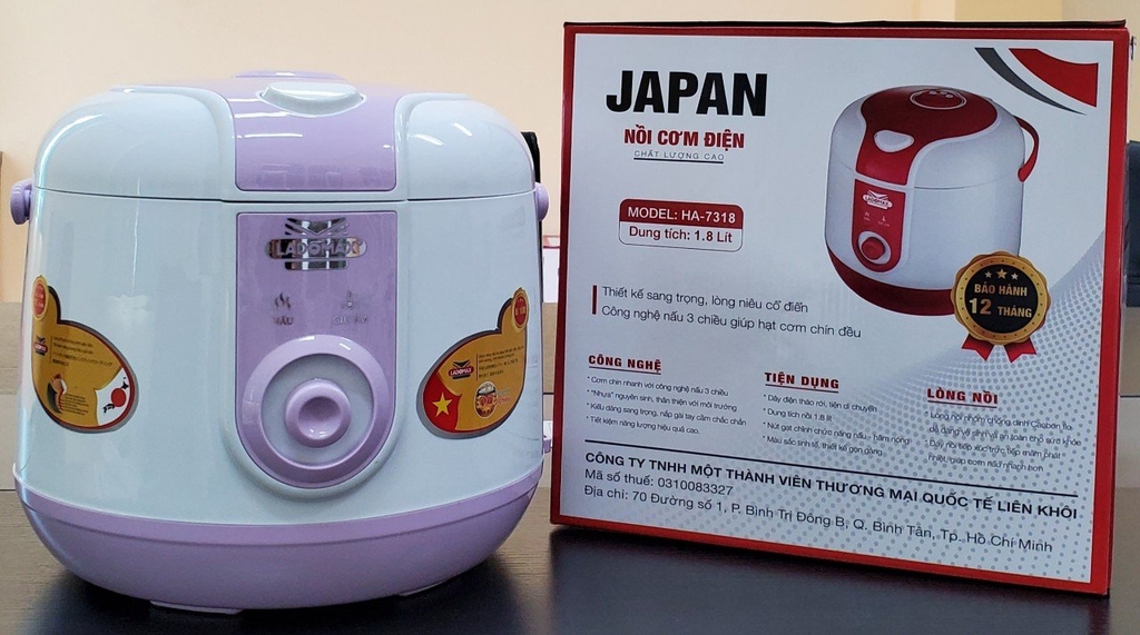 Nồi cơm điện nắp gài 1.8L Ladomax Ha-7318 (1tx4)