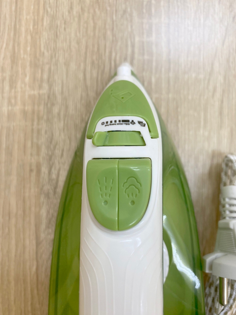 Bàn ủi hơi nước Ladomax Ha-228 (1tx24)