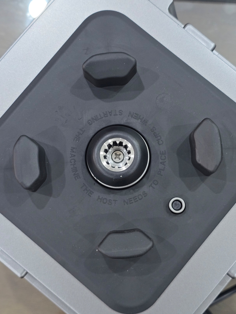 Máy xay sinh tố công nghiệp Raiden RD-630, cối 3 lít, 2680W (1tx2)