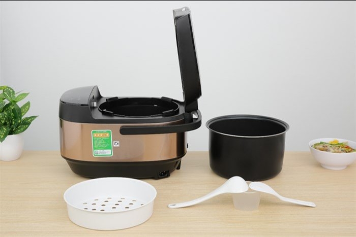 Nồi cơm cao tần cao cấp 1.8L Beko RCI80143B (1tx2)