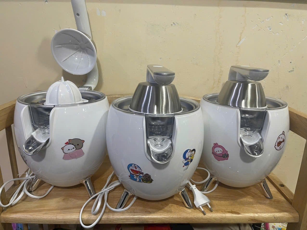 Máy vắt cam 300W Ririhong VA-6016A (1tx4)