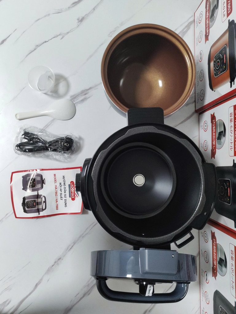 Nồi áp suất 6.0L Ladomax Ha7868 (1tx4)