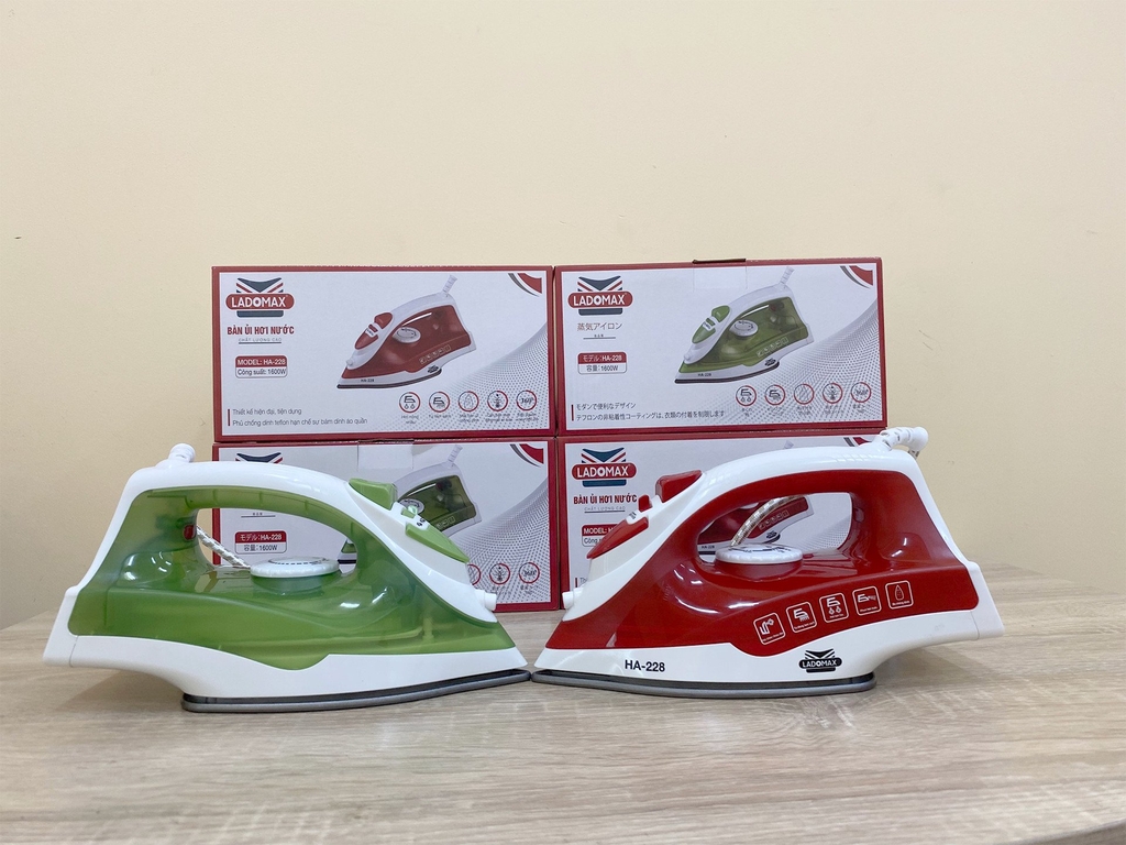 Bàn ủi hơi nước Ladomax Ha-228 (1tx24)