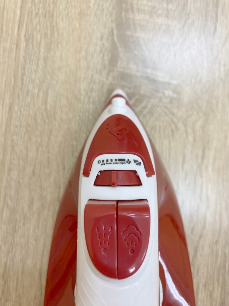 Bàn ủi hơi nước Ladomax Ha-228 (1tx24)