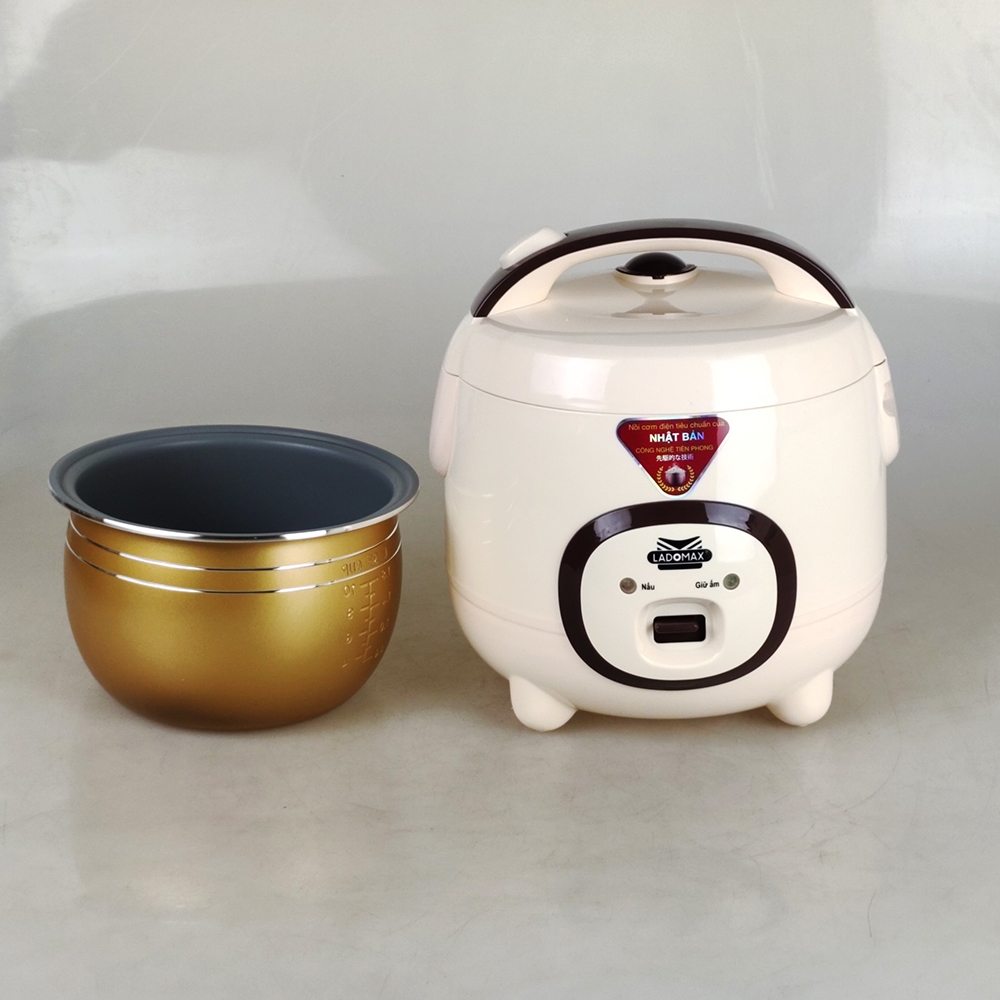 Nồi cơm điện 1.8L Ladomax Ha-7618