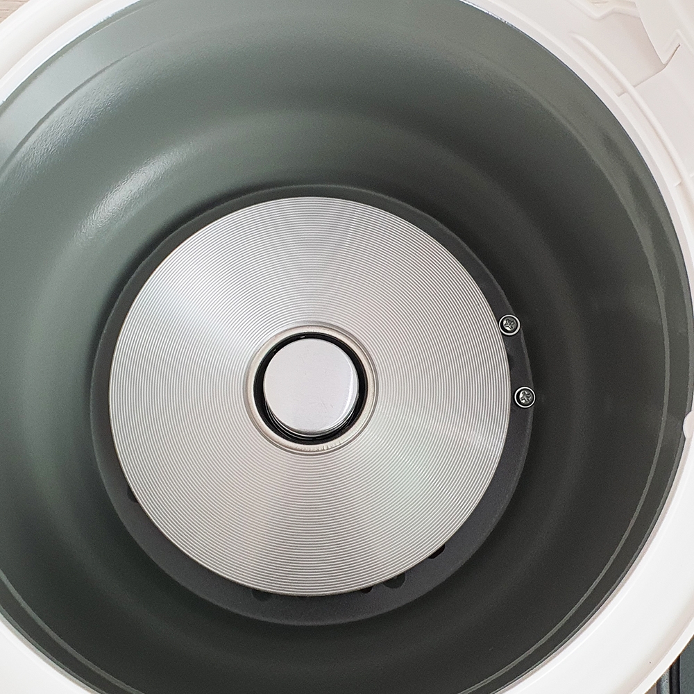 Nồi cơm điện 1.8L Fujika FJ-NC1808 (1tx8)