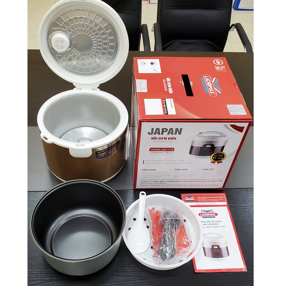 Nồi cơm điện 1.8L Ladomax Ha-7718 (1tx6)