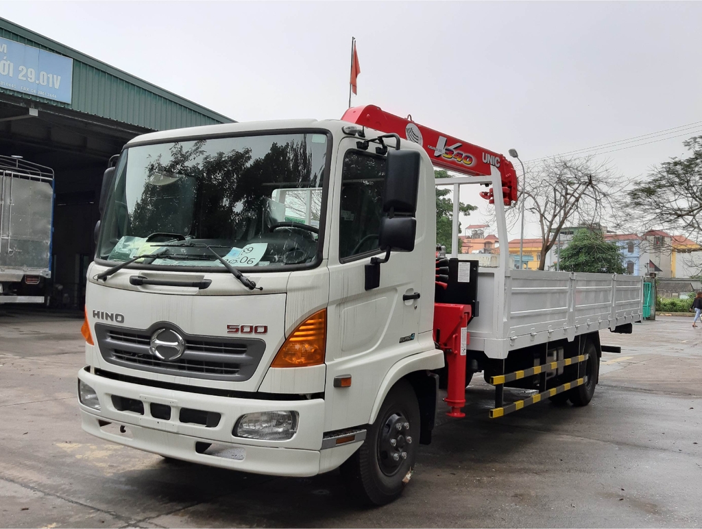 Xe tải cẩu HINO 5 TẤN (FC9JLTC - cẩu UNIC 3 tấn 4 đốt) | CÔNG TY TNHH Ô ...