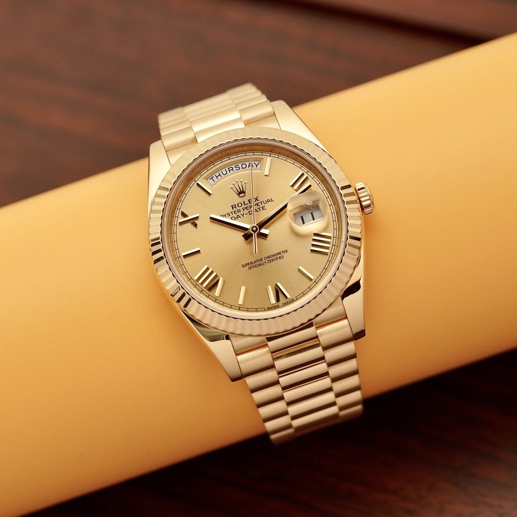 Rolex Day Date 228238 Roman 18k Yellow Gold M t S Champagne 40mm
