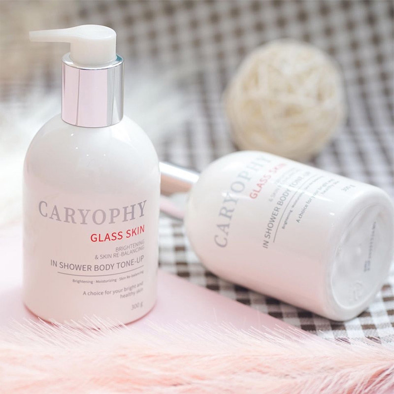 Kem Dưỡng Thể Trắng Nâng Tông Da Caryophy Glass Skin In Shower Body Tone-Up Cream 300g
