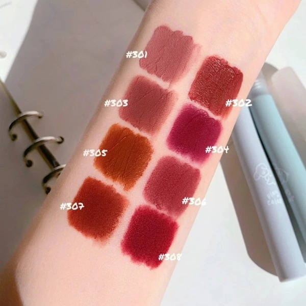 Son Kem Lì Hold Live Cún Little Ice Stick Lip Mud