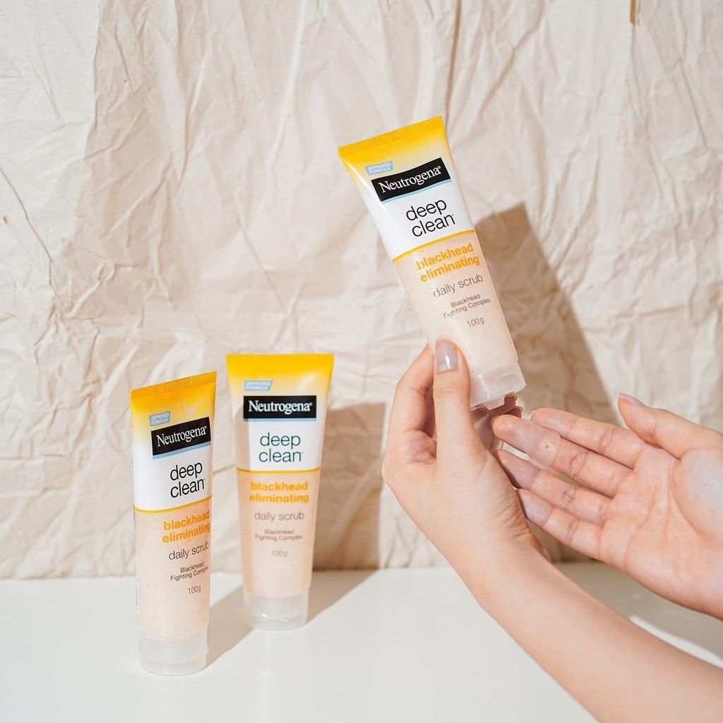 Sữa Rửa Mặt Giảm Và Ngăn Ngừa Mụn Đầu Đen Neutrogena Blackhead Eliminating Daily Scrub 100g
