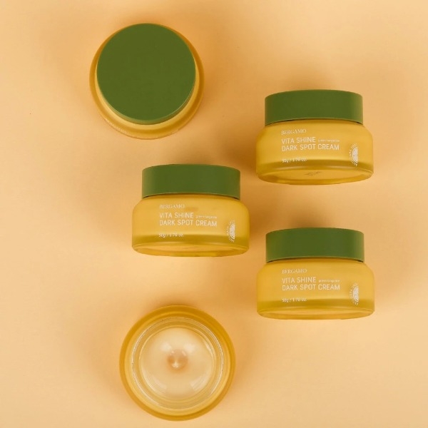 Kem Dưỡng Chiết Xuất Quýt Xanh Giảm Thâm Nám Bergamo Vita Shine Dark Spot Cream 50g