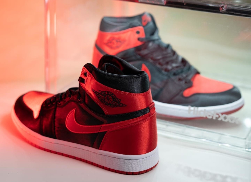 air-jordan-1-satin-bred-phat-hanh-vao-thang-10-nam-2023