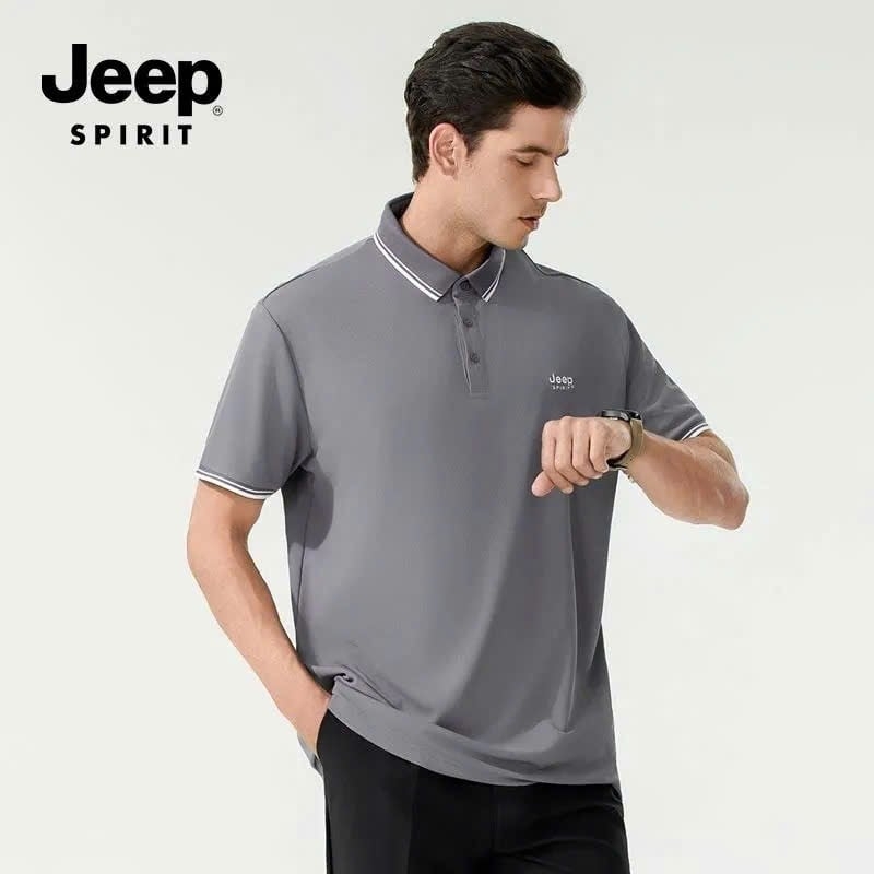 Jeep xám viền trắng