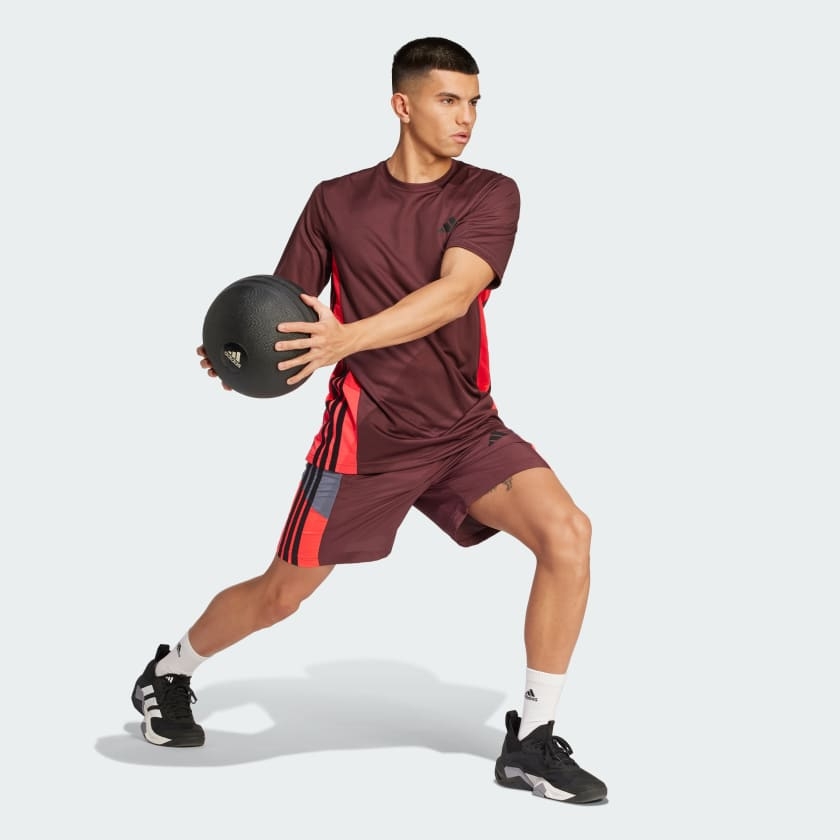 Áo T-shirt tập luyện adidas Colorblock Seasonal Train Essentials Nam - JE5701