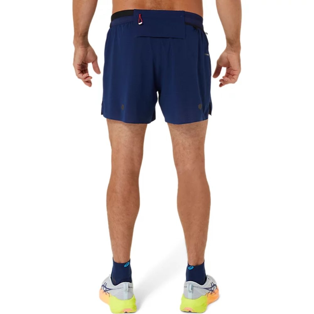 Quần short chạy bộ ASICS METARUN 5IN Nam - 2011C978.401