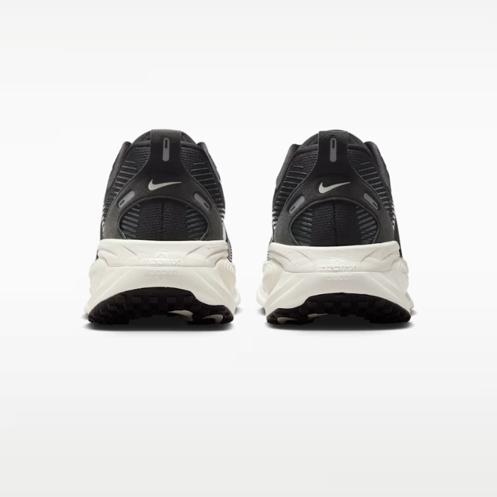 Giày chạy bộ Nike Vomero 18 Wide Nam - IF0514-002