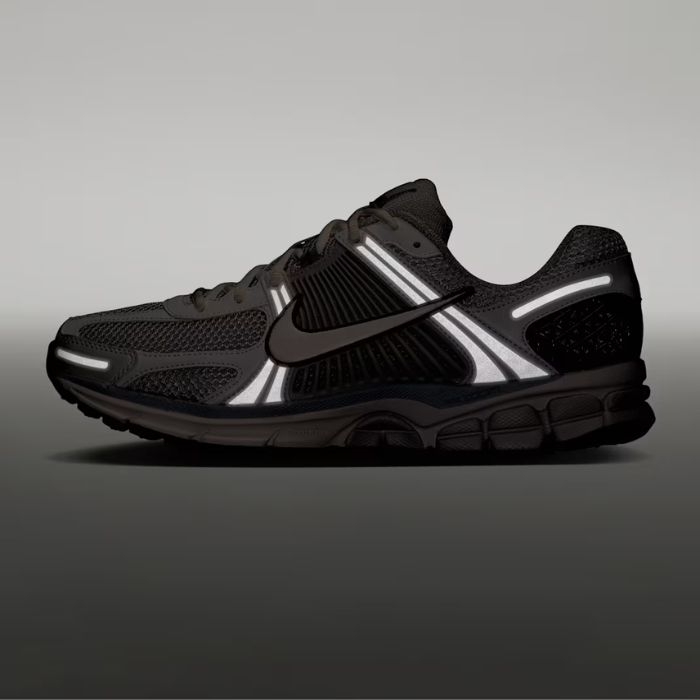 Giày thời trang Nike Zoom Vomero 5 Nam - FB9149-009