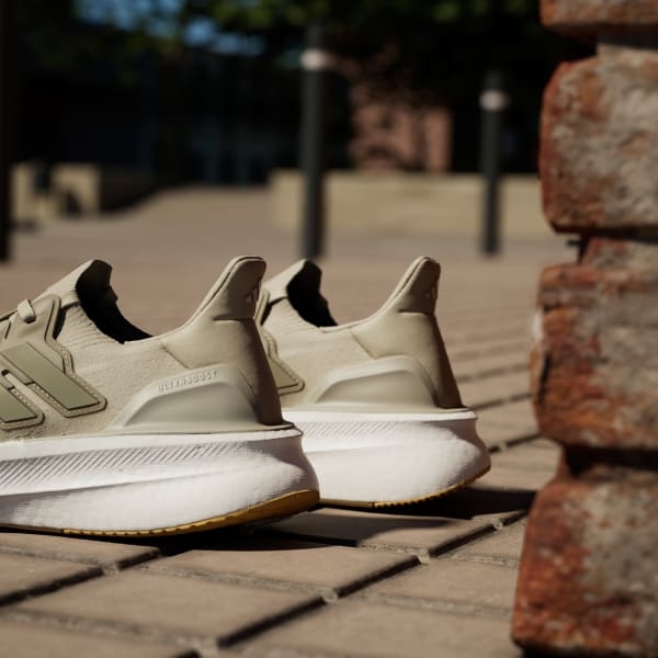 Giày chạy bộ adidas Ultraboost 5 Nữ - ID8851