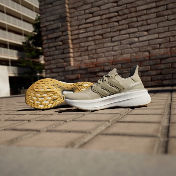 Giày chạy bộ adidas Ultraboost 5 Nữ - ID8851