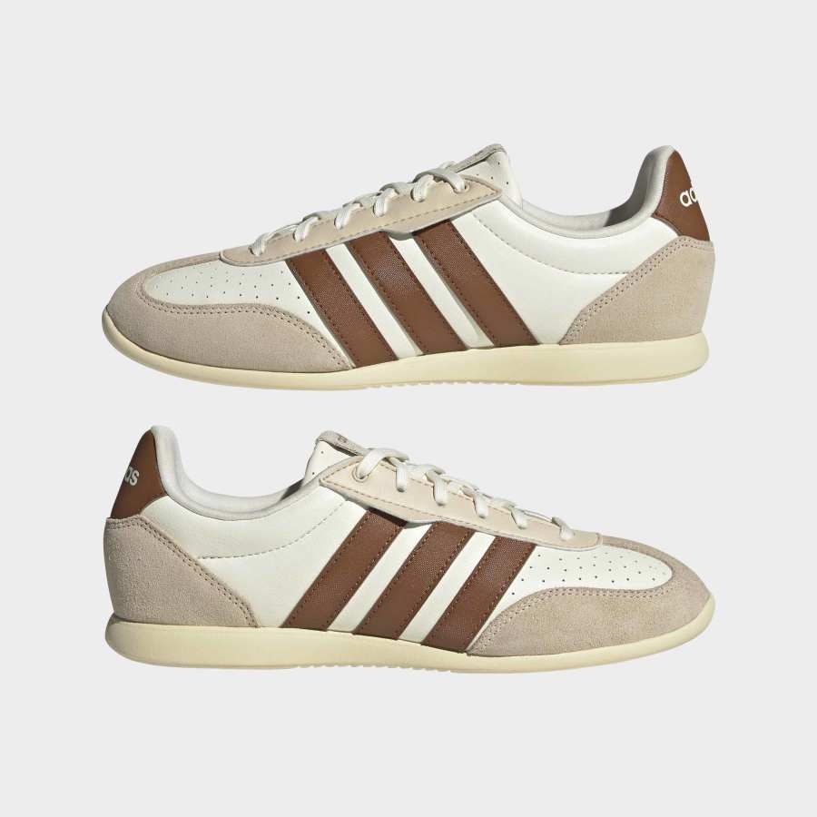 Giày thời trang adidas Barreda Lo Nữ - HQ7389