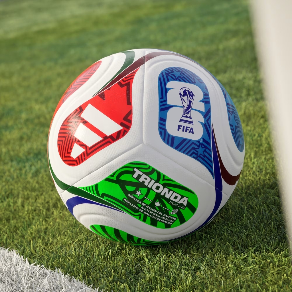 Quả bóng đá adidas Trionda FIFA World Cup 26™ Training - JD8032