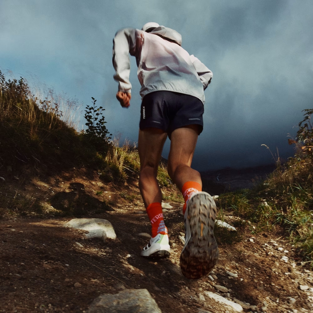 Giày chạy trail adidas Terrex Agravic 4 Nam - KJ8872