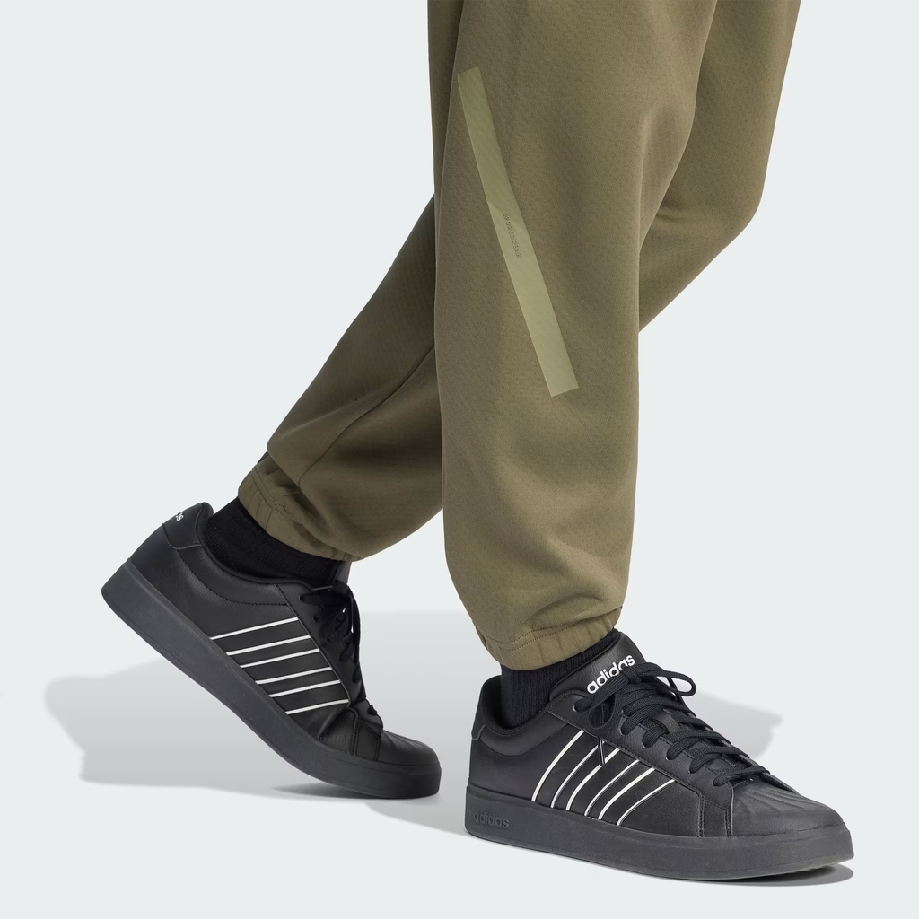 Quần nỉ adidas Z.N.E. Nam - KF3816