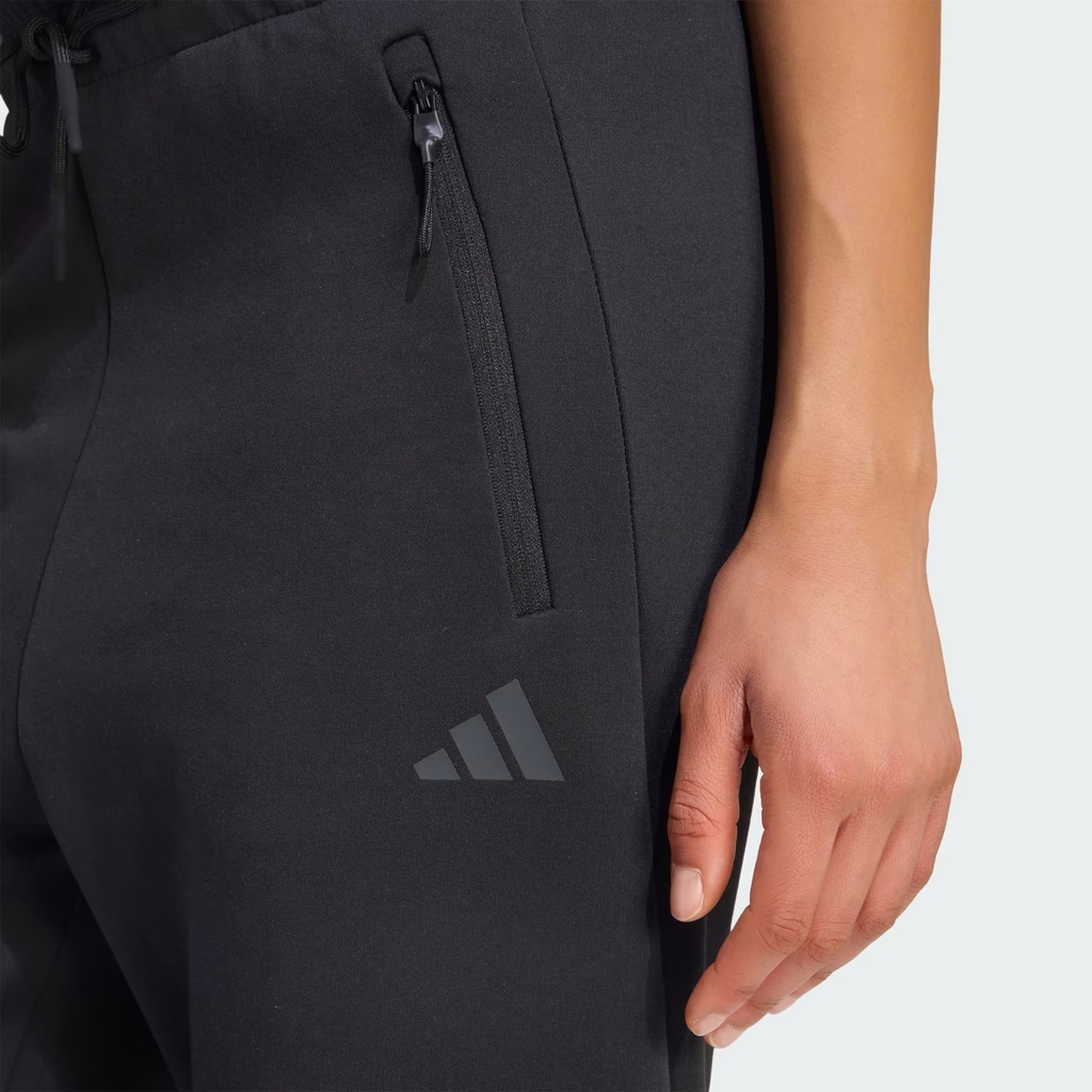 Quần nỉ adidas Z.N.E. Nữ - KF6338