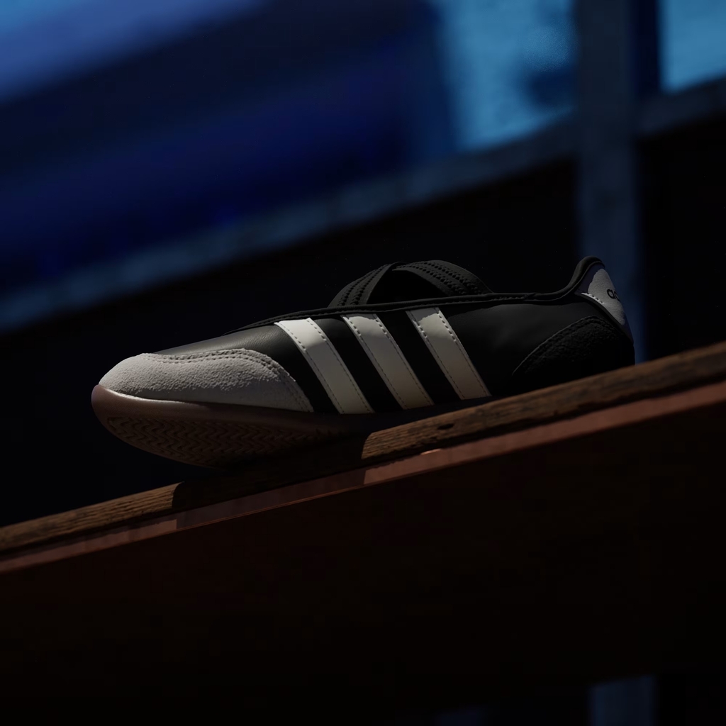 Giày thời trang adidas Barreda Mary Jane Nữ - HQ7401