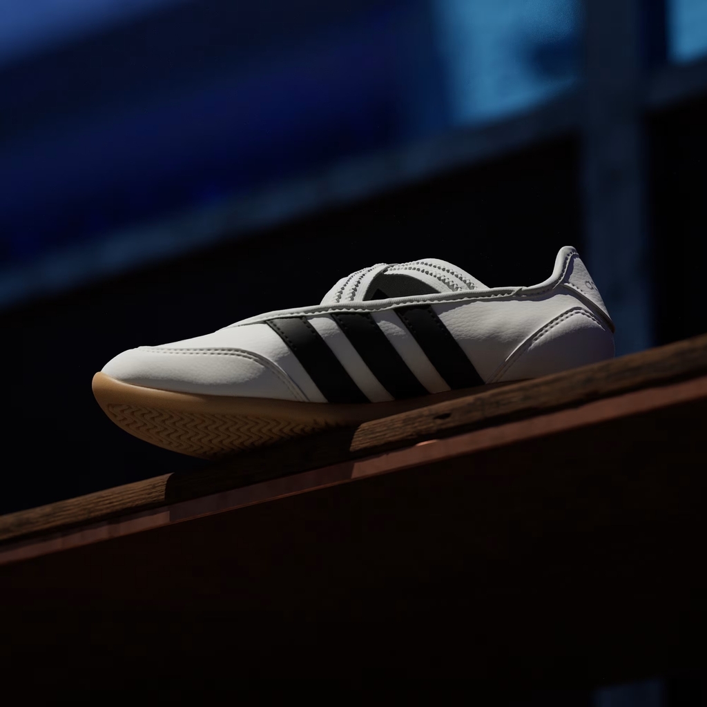 Giày thời trang trẻ em adidas Barreda Mary Jane Unisex - JP6736