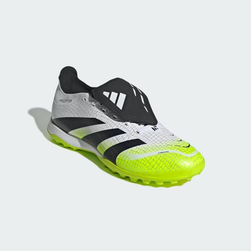 Giày bóng đá adidas Predator League Unisex - JQ1072