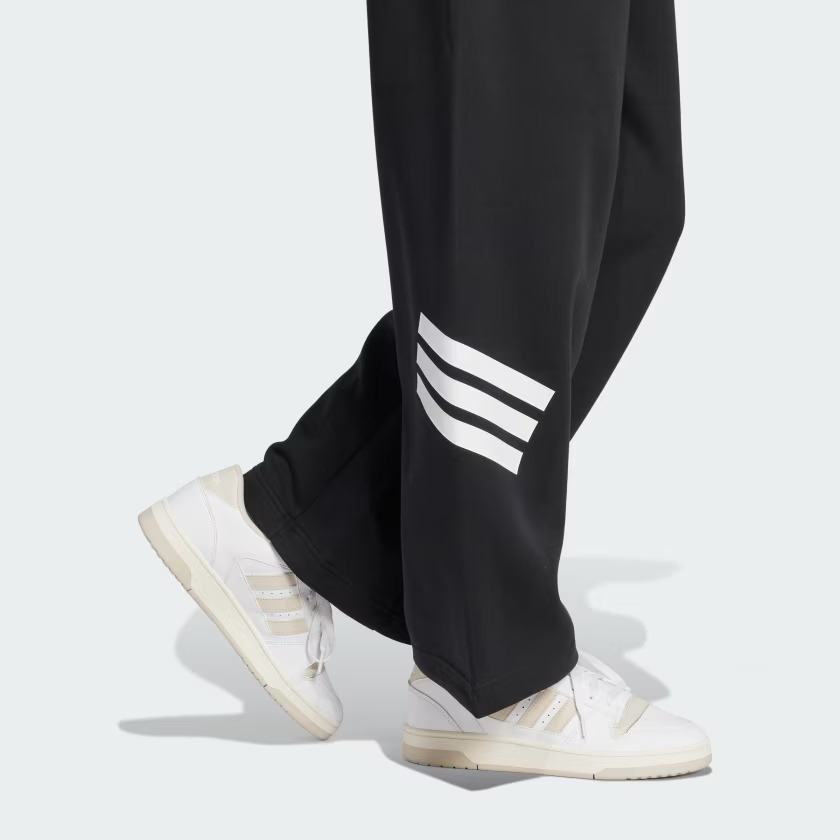 Quần nỉ adidas Future Icons 3 sọc Nữ - JE0150