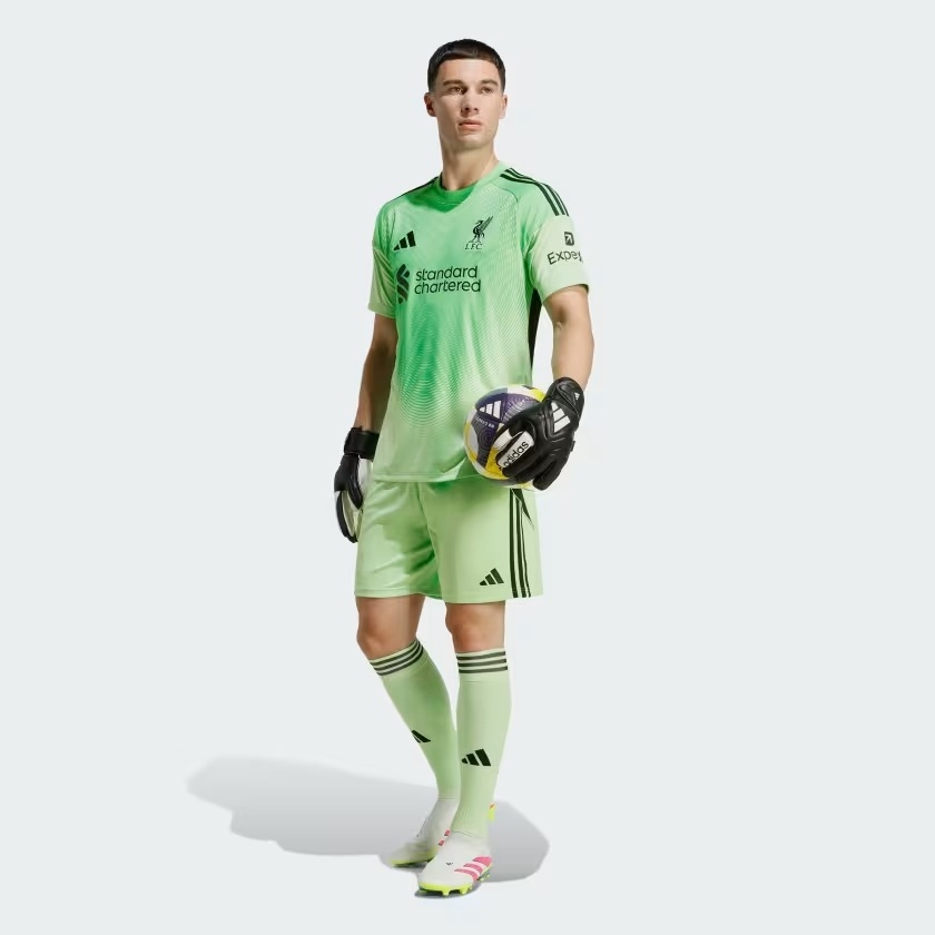 Áo jersey bóng đá adidas Thủ môn Liverpool FC 25/26 Nam - JZ4088
