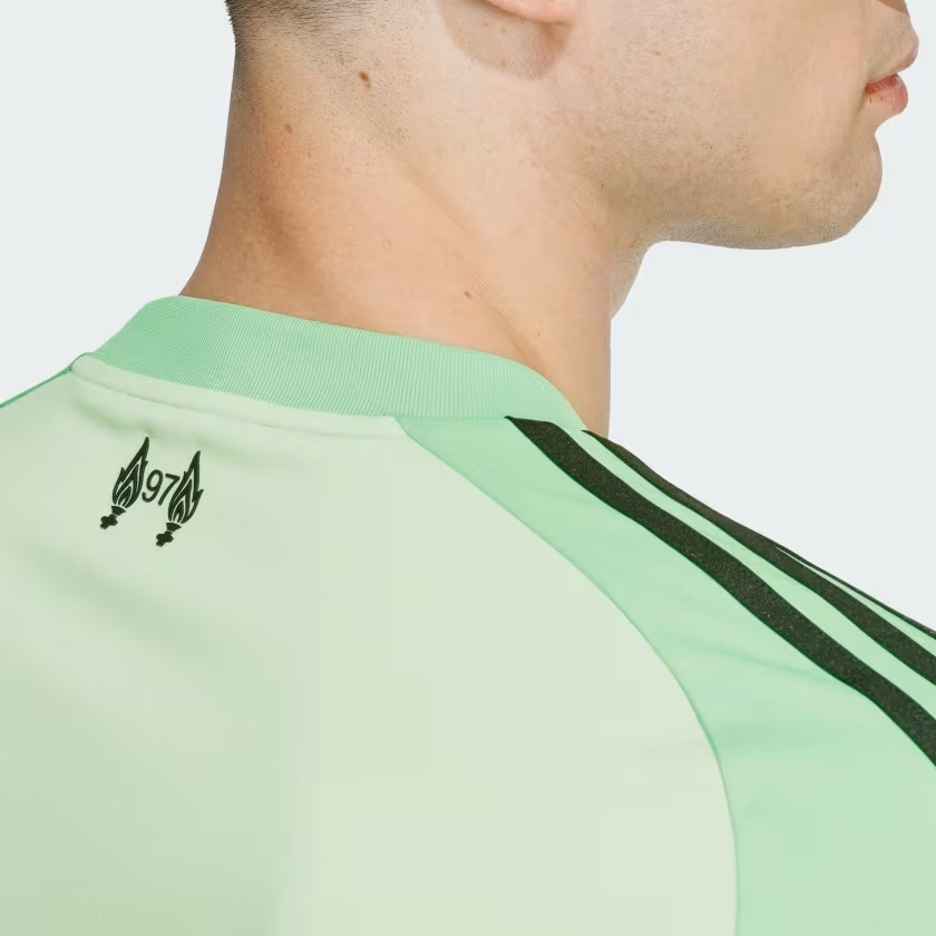 Áo jersey bóng đá adidas Thủ môn Liverpool FC 25/26 Nam - JZ4088