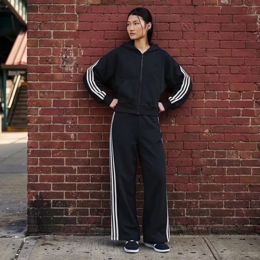 Áo hoodie adidas Kit 3 gạch khoá kéo Nữ - KV9876