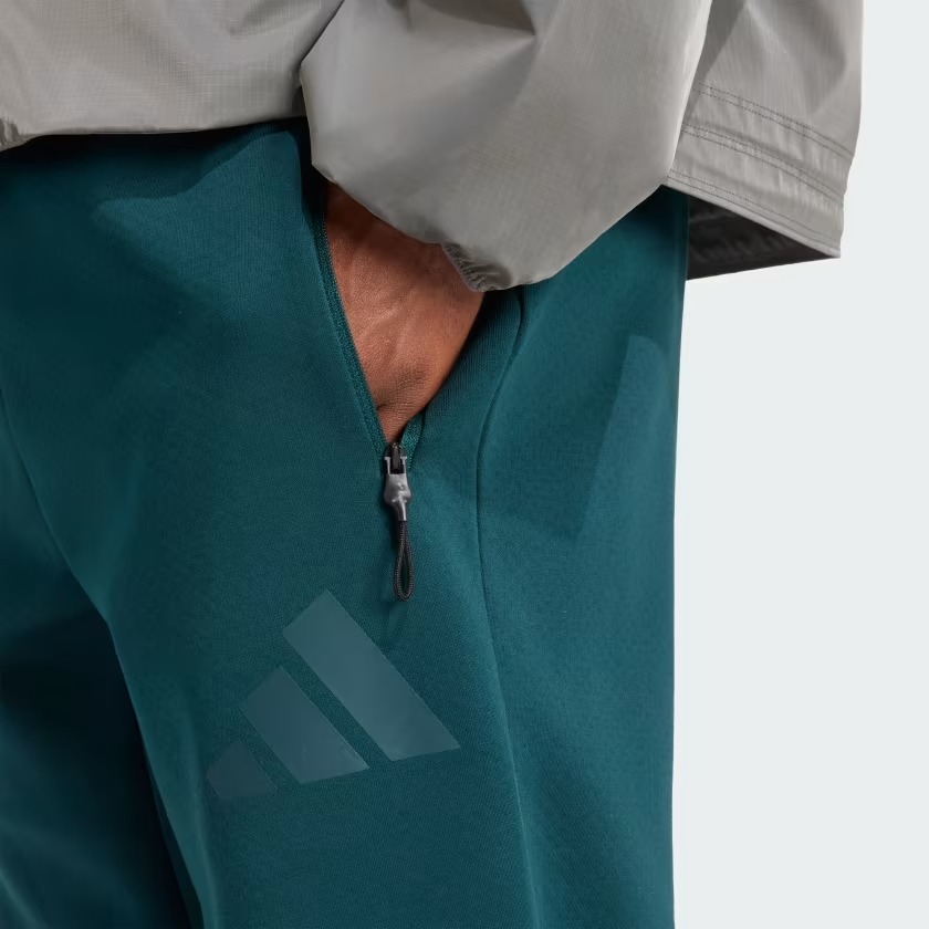 Quần nỉ adidas Z.N.E. Nam - JW4724