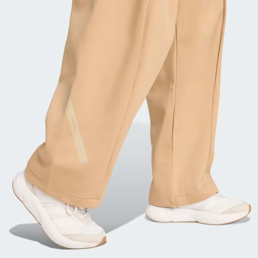 Quần nỉ adidas Z.N.E. Nữ - JW7770