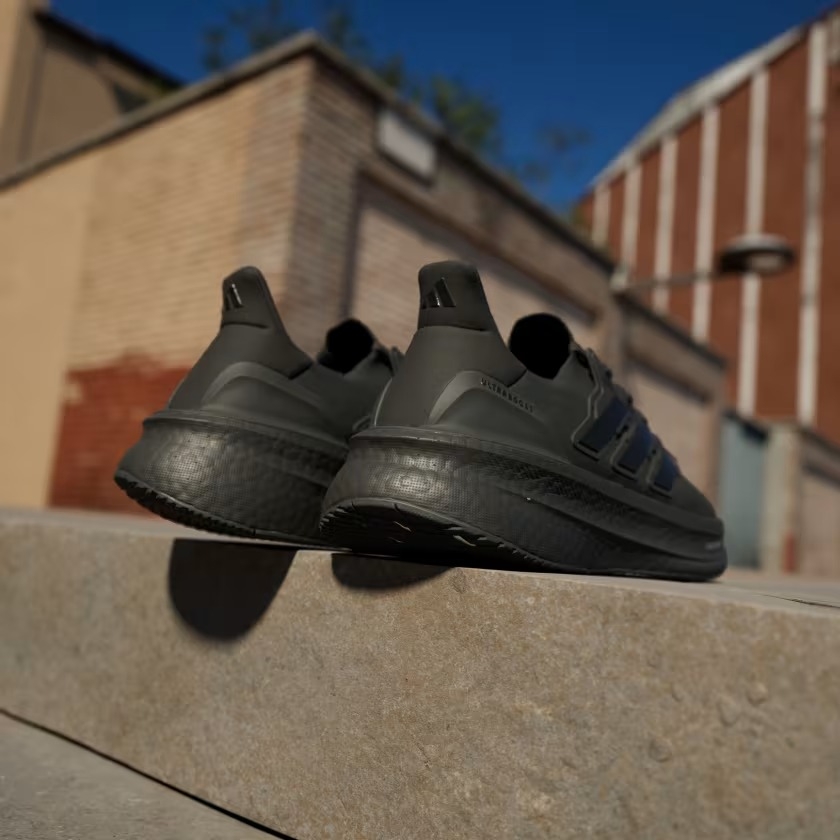 Giày chạy bộ adidas Ultraboost 5 Nam - ID8812