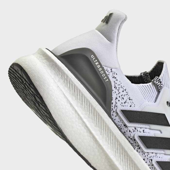 Giày chạy bộ adidas Ultraboost 5 Nam - KI8559