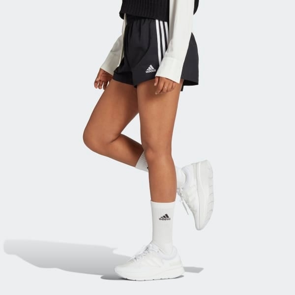Quần short thể thao 3 sọc adidas Nữ - HT3397